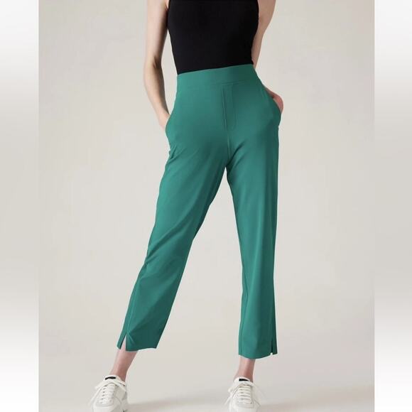 Athleta Brooklyn Ankle Pant Size 4
Emerald Green Style 198671 Ankle Pants NEW - Picture 1 of 12